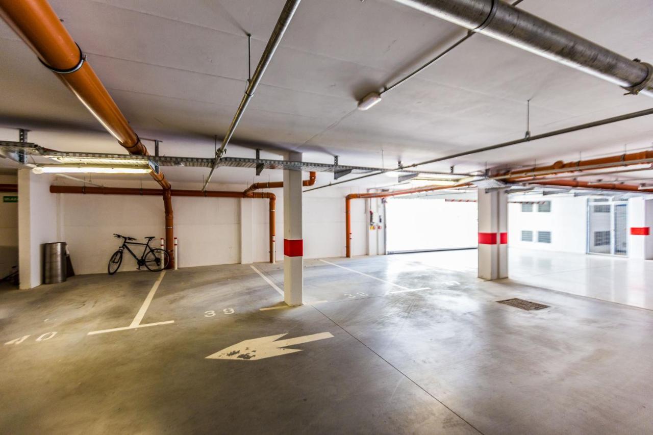 זאדאר Tanja Modern Apartment With Balcony And Parking Garage מראה חיצוני תמונה